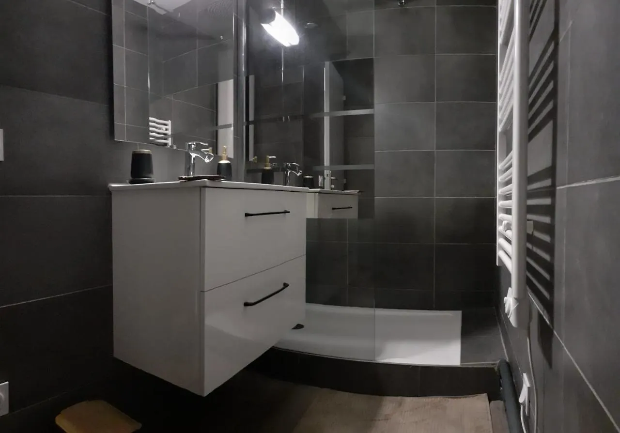 Appartement T2 refait à neuf, Cauterets centre